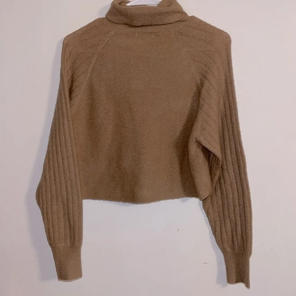 🌺Lush Cozy Brown Turtleneck Sweater